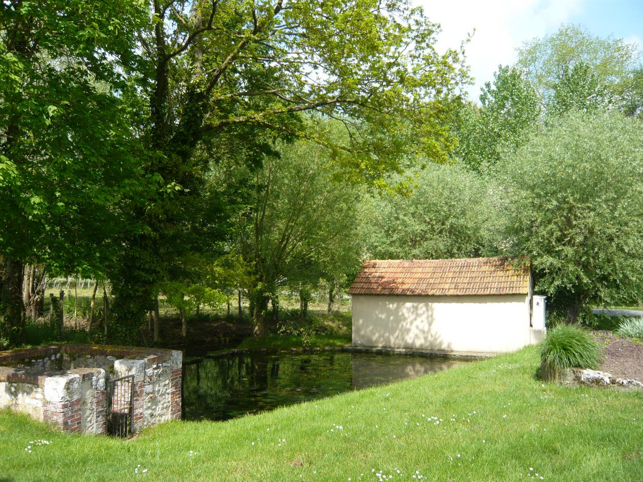 Lavoir_d'Houdouenne_Ver-lès-Chartres_Eure-et-Loir_(France)